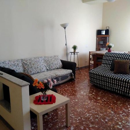Happy House Mare Di Roma Villa Lido di Ostia Bagian luar foto
